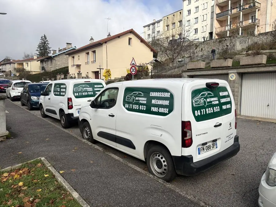 Flotte covering — Automobile Pichon – covering réalisé par Loire Pub